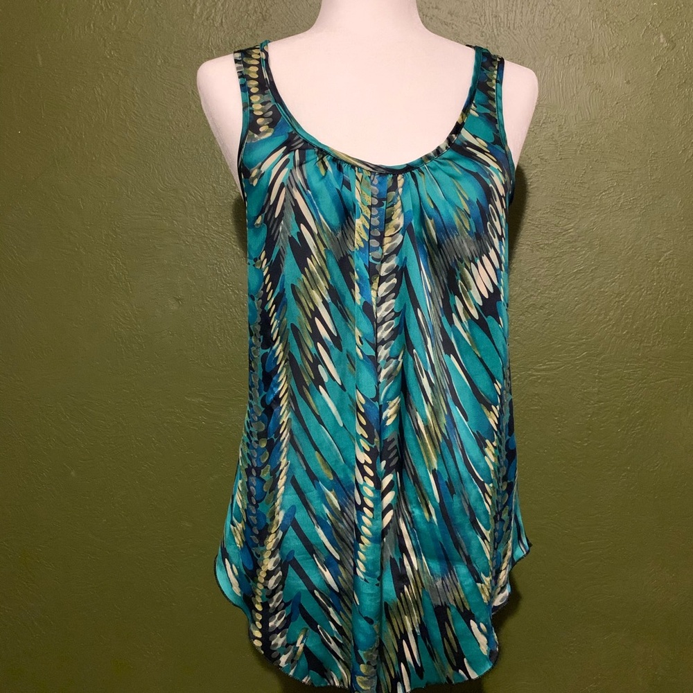 Ruffled Racerback tank S - Picture 2 of 5